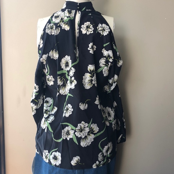 Yumi Kim Floral Print Cold Shoulder Silk Top Size XS - Picture 7 of 8